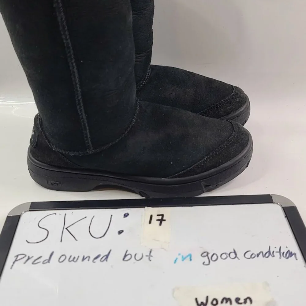 UGG Women's Black Classic Tall Sheepskin Mid-Calf‎ Winter Boots Size 5